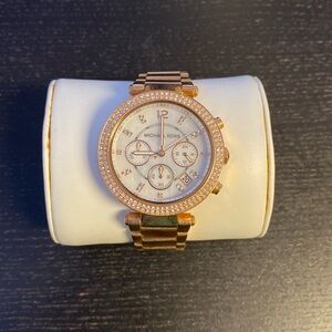 Michael Kors Women's Parker Chronograph Mother of Pearl Dial Watch